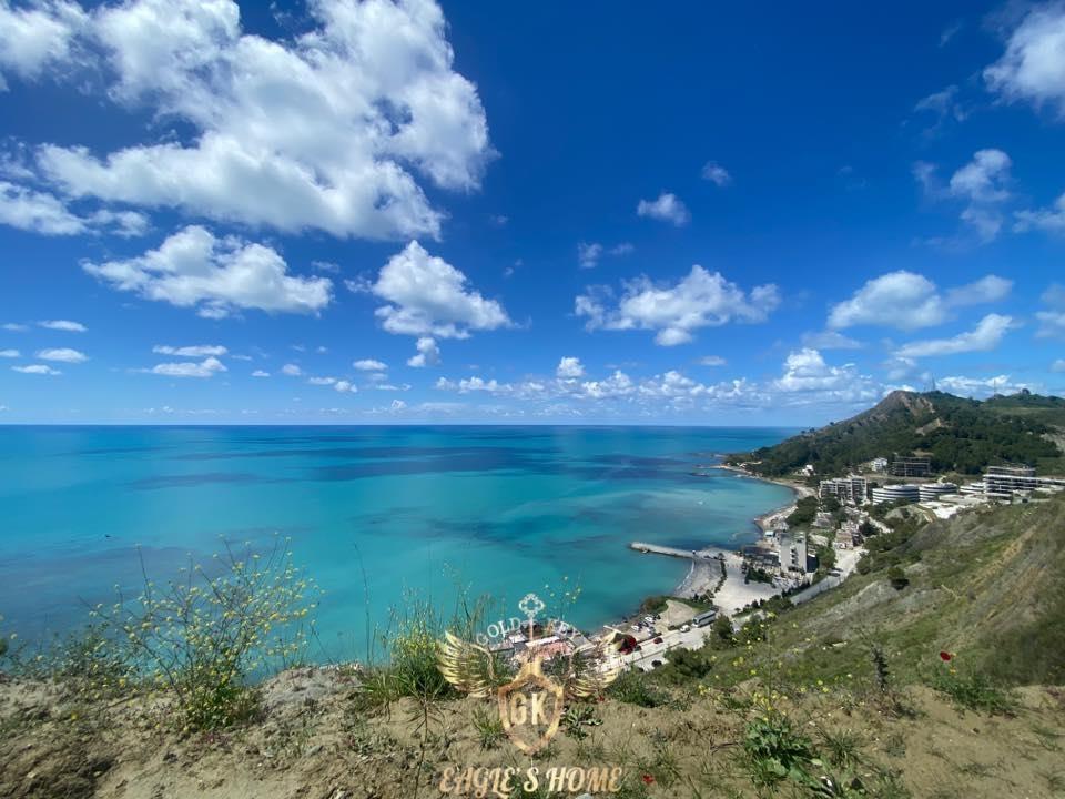 Shitet VILA• Super KOMPLEKS RESIDENCIAL