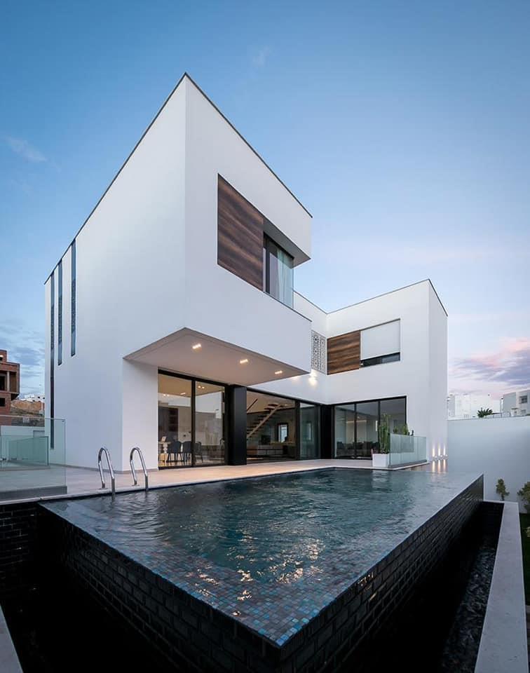 Shitet VILA• Super KOMPLEKS RESIDENCIAL