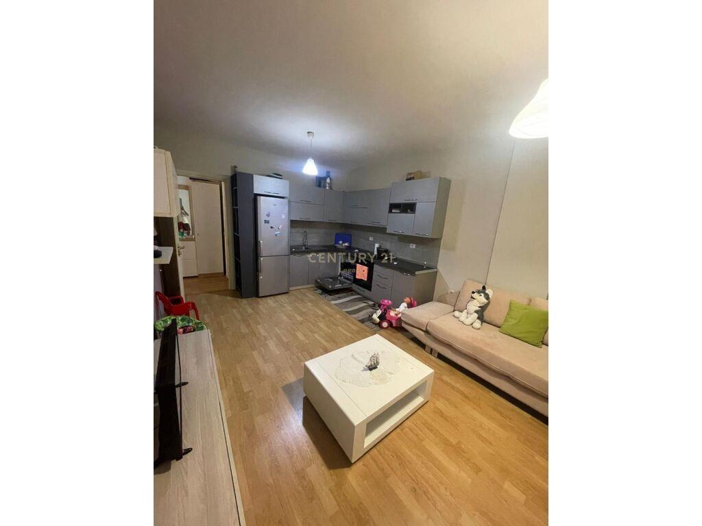 Jepet super apartament me qira 2+1 ne Linzë