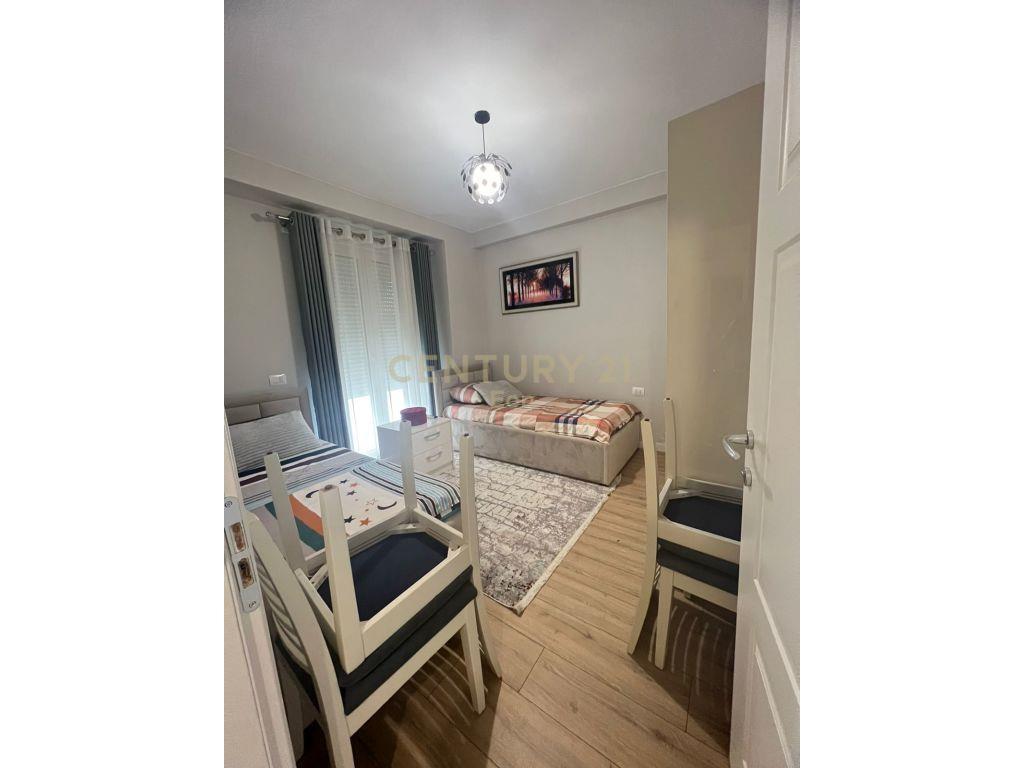 JEPET APARTAMENT 2+1 ME QIRA TEK ISH RAJONI!