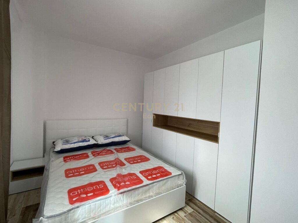 SHITET APARTAMENT 2+1 NE GOLEM 150M PRANE DETIT!