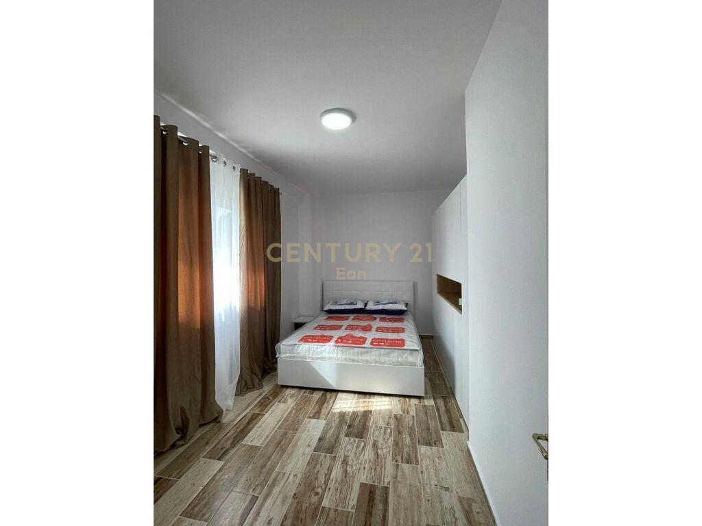 SHITET APARTAMENT 2+1 NE GOLEM 150M PRANE DETIT!