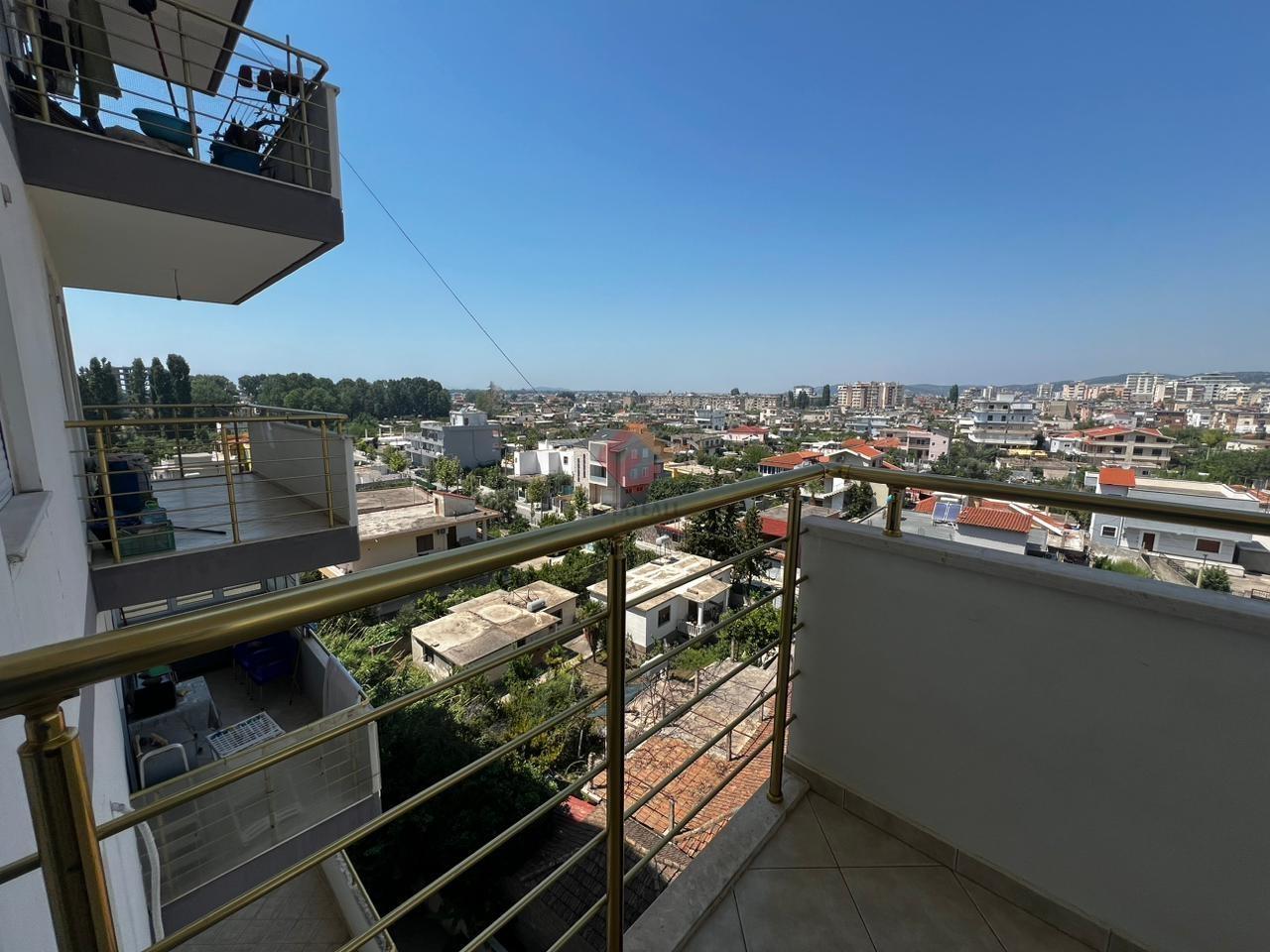 Shitet Apartament: 2+1 (100m2)