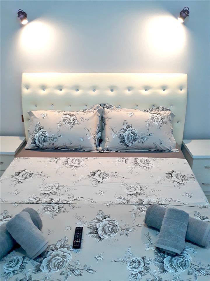 POGRADEC!!! leshohet me qera.