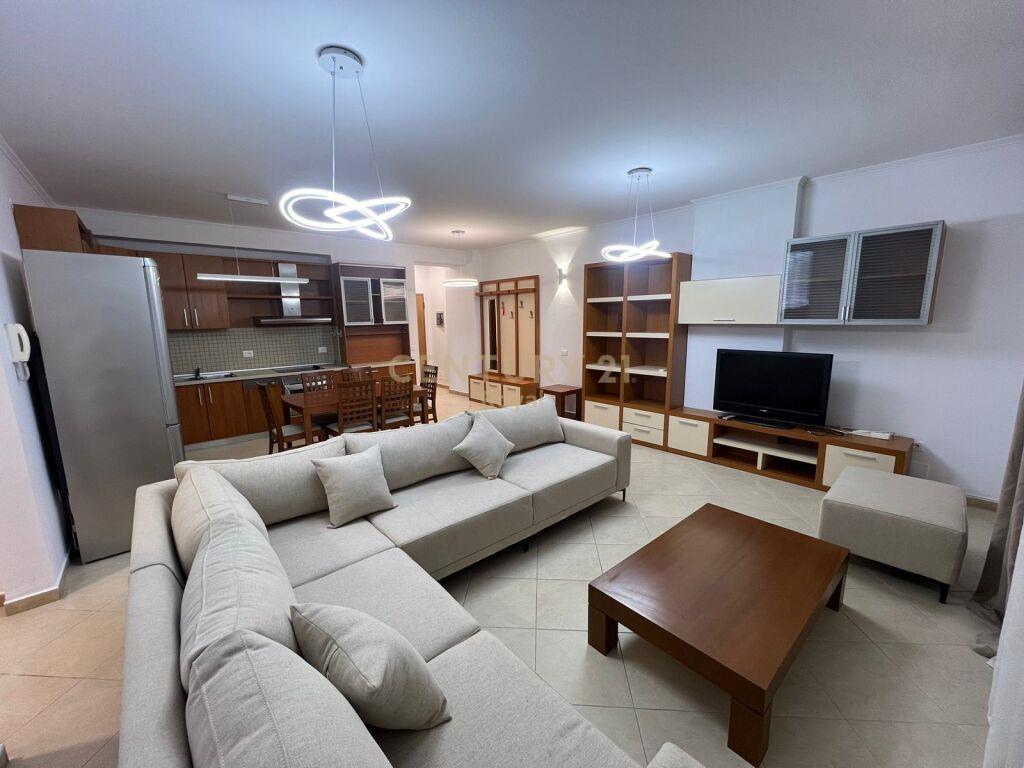 JAPIM ME QIRA APARTAMENT 2+1+2 NE ZOG TE ZI!