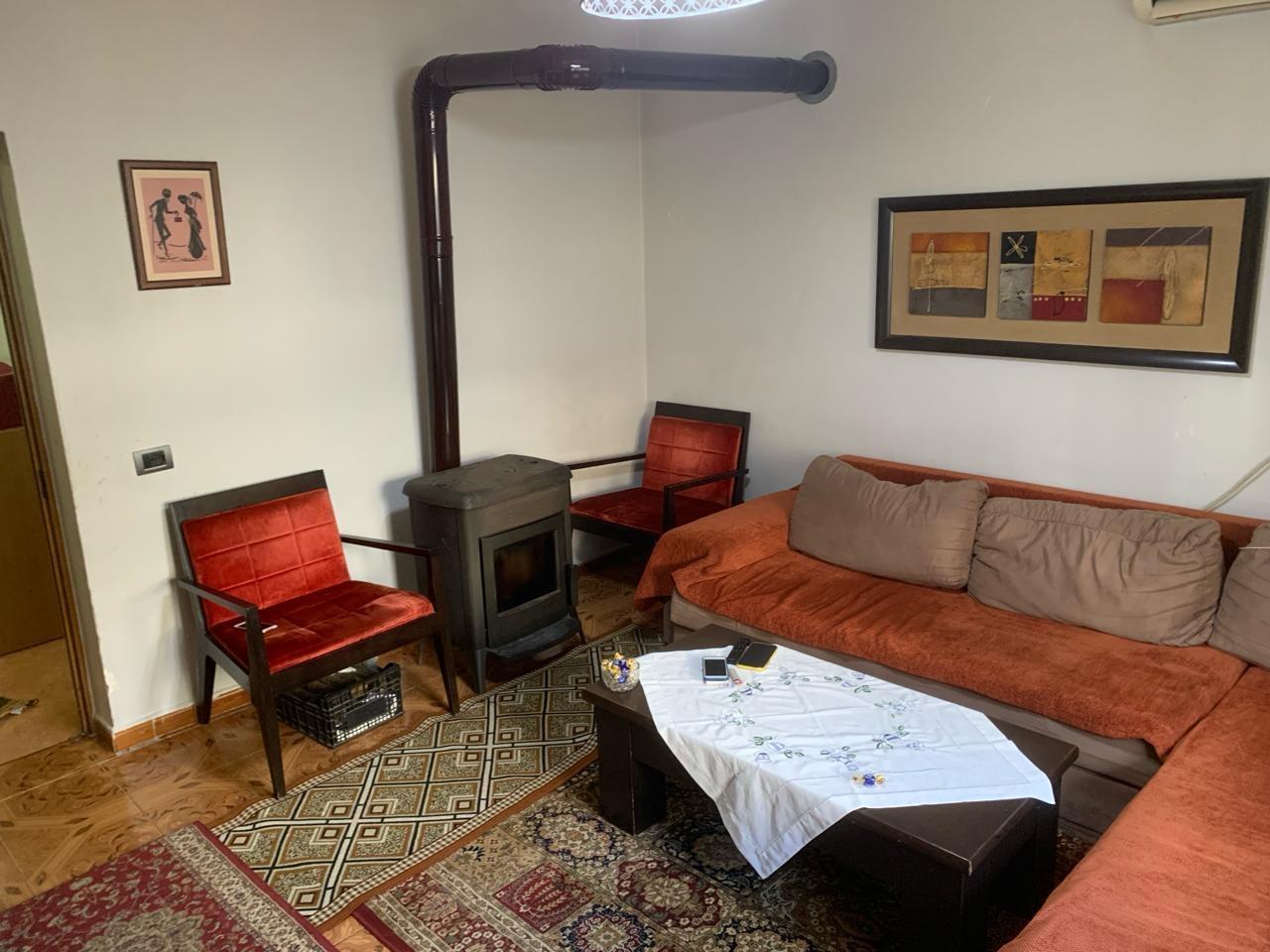 SHITET SHTEPI PRIVATE NE FRESK PER 120.000 EURO