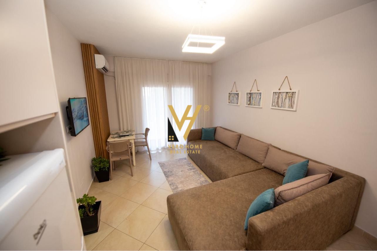 SHITET APARTAMENT 1+1+BLK TE UJI I FTOHTE , VLORE