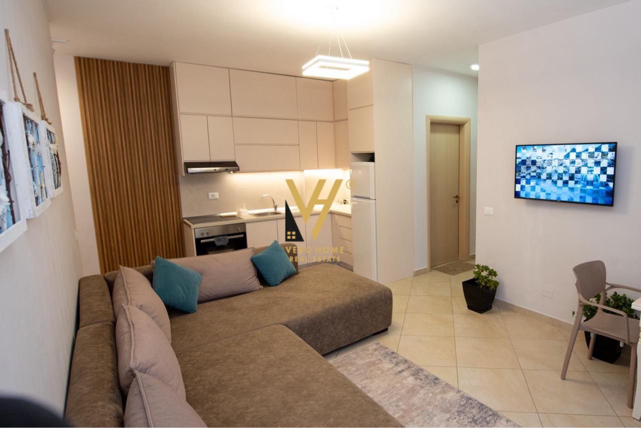 SHITET APARTAMENT 1+1+BLK TE UJI I FTOHTE , VLORE