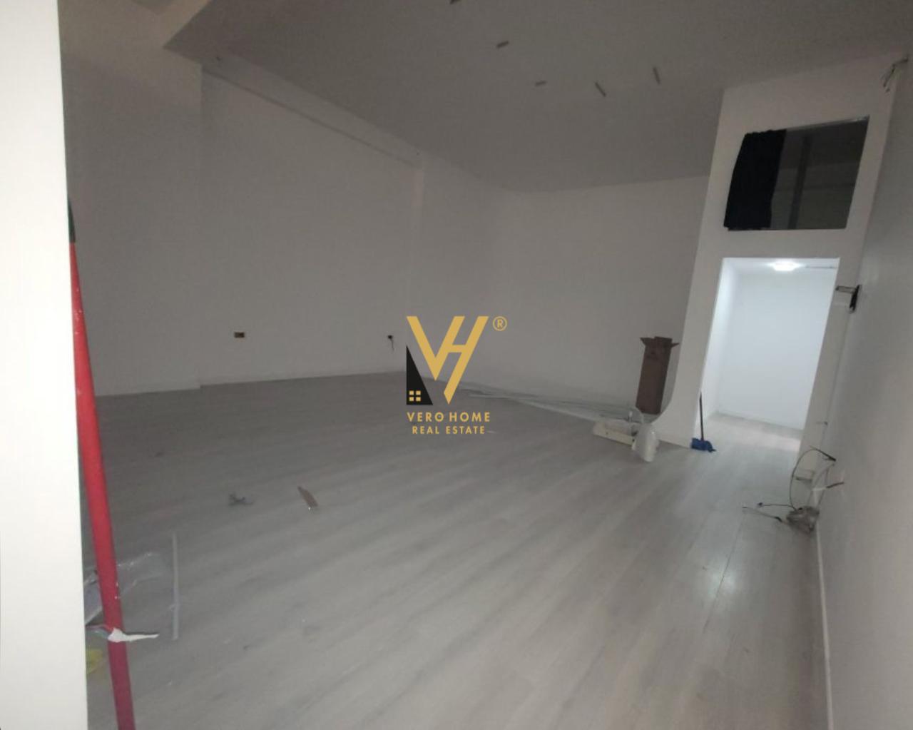 SHITET NJESI +VERANDE 90.8M2 TEK RRUGA E ELBASANIT