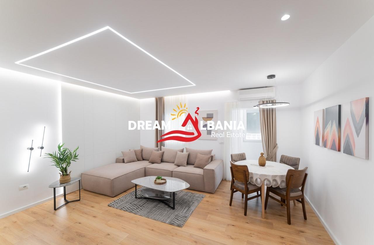 Apartament 2+1 me qera rruga Elbasanit