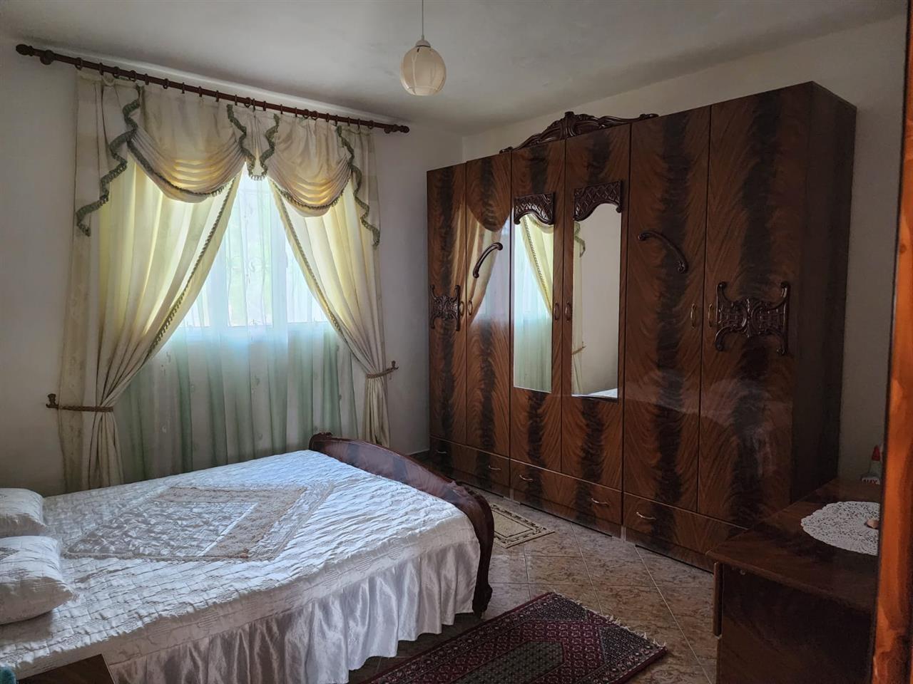 SHITET SHTEPI PRIVATE 1 KAT