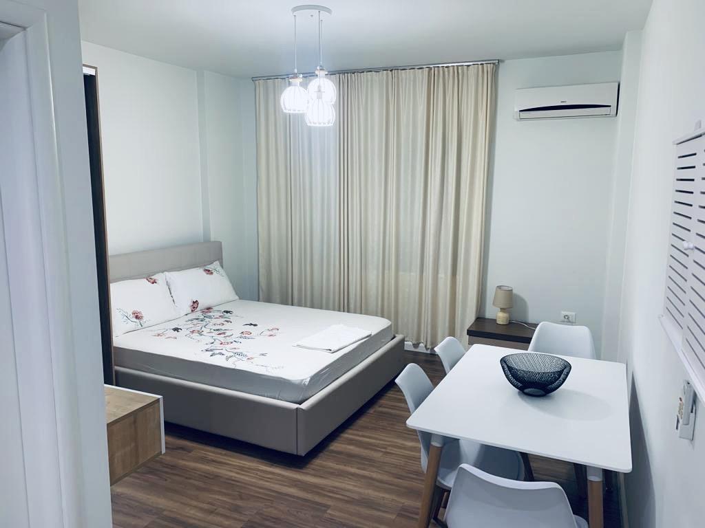 Apartament me qera ditore