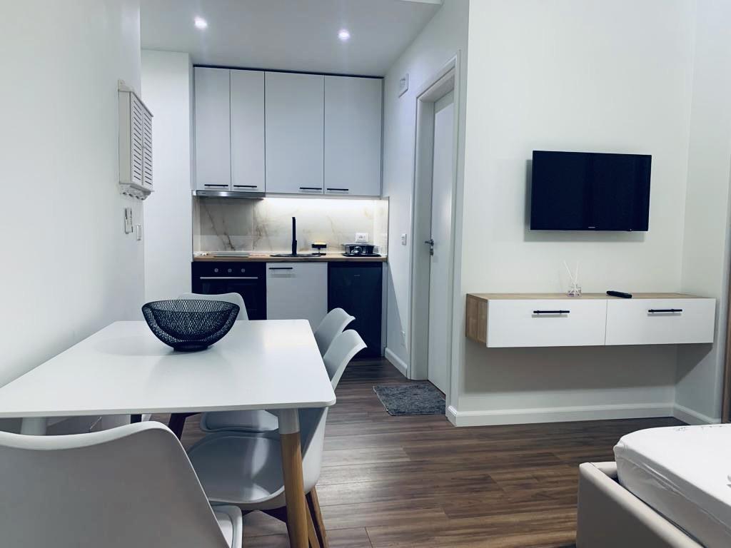 Apartament me qera ditore