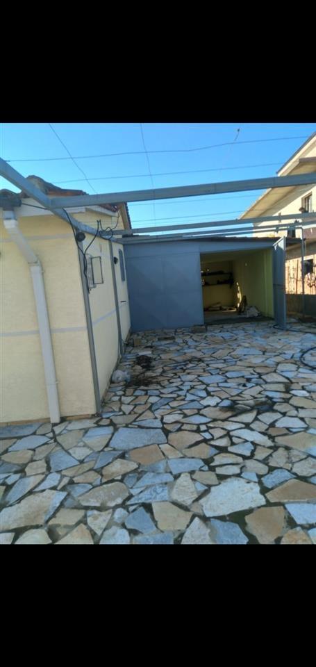 Okazion per arsye emigrimi shitet shtepi private ne vlor