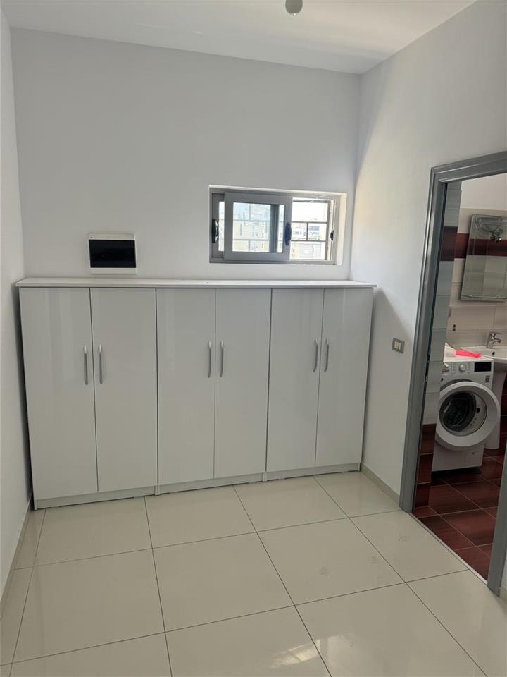 Jepet apartament 2+1 me qera, Rruga Elbasanit