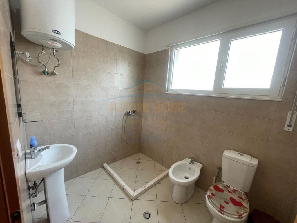 Aparatament me qera 2+1+2, Kopshti Zologjik