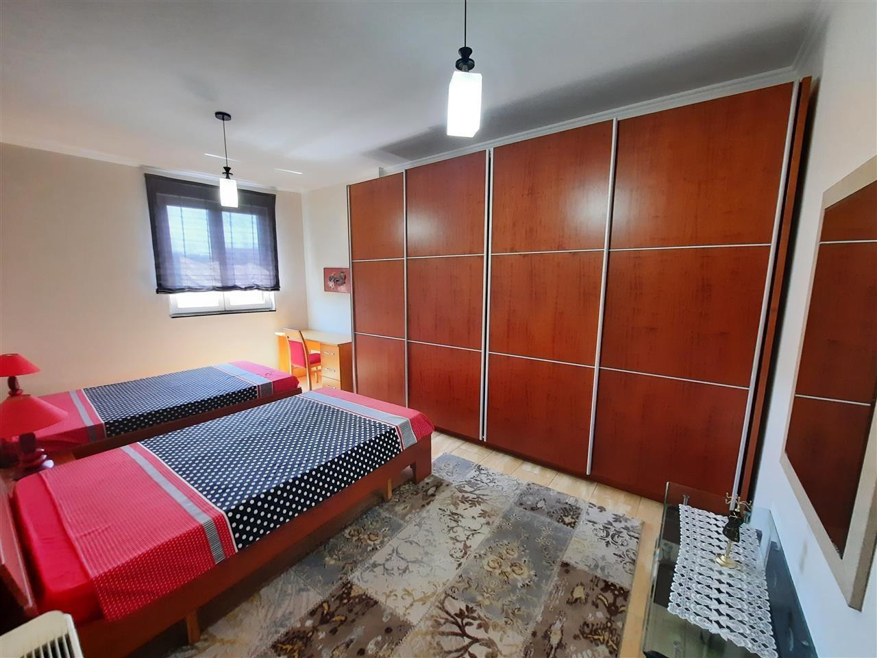 Jepet me qira apartament 2+1 tek Ambasada Amerikane