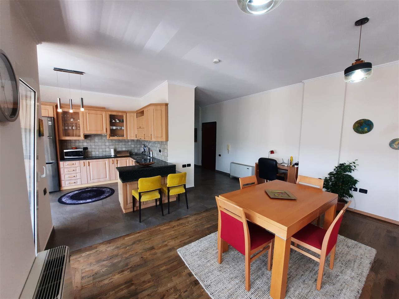 Jepet me qira apartament 2+1 tek Ambasada Amerikane