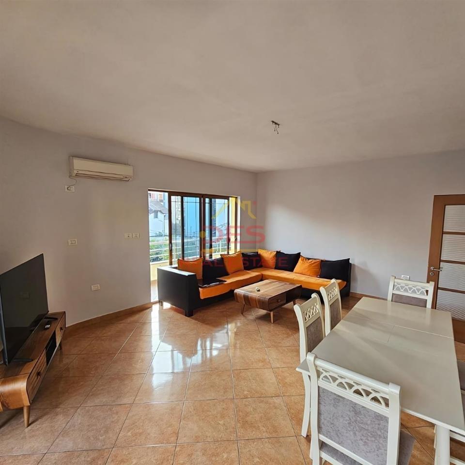 JEPET ME QIRA APARTAMENT 3+1+2 ,PERBALLE DELIJORGJIT