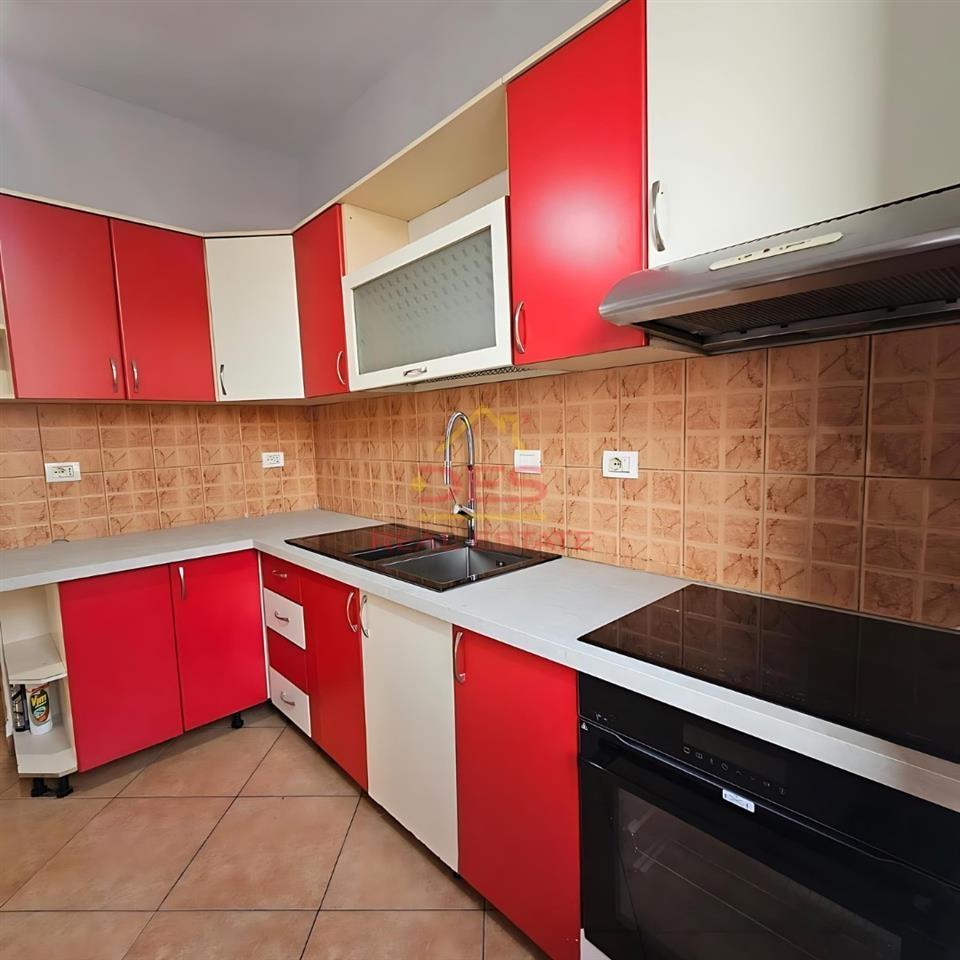 JEPET ME QIRA APARTAMENT 3+1+2 ,PERBALLE DELIJORGJIT