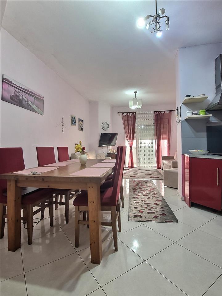 Okazion 2+1, Sarande, 985 euro/m2 – urgjente