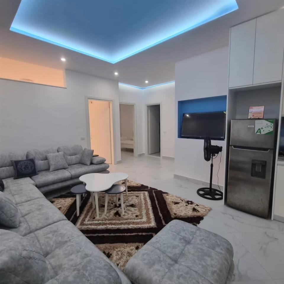 shitet apartament vila koral/plazh