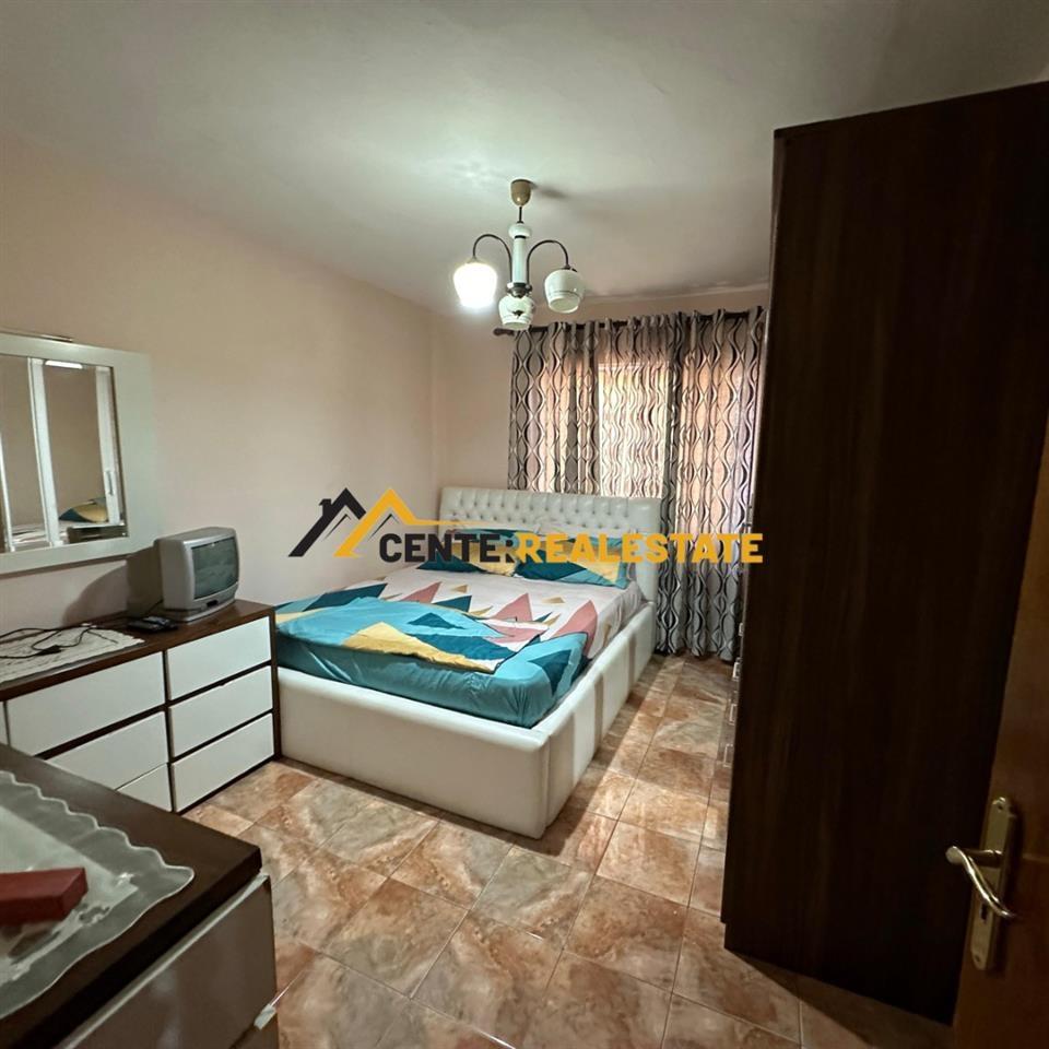 JEPET ME QIRA APARTAMENT 2+1 NË LAGJEN AQIF PASHA , ELBASAN.