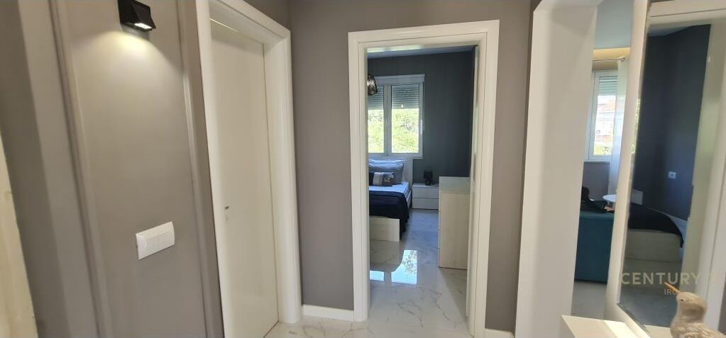 Qira Apartament 2+1 Myslym Shyri 1200 €