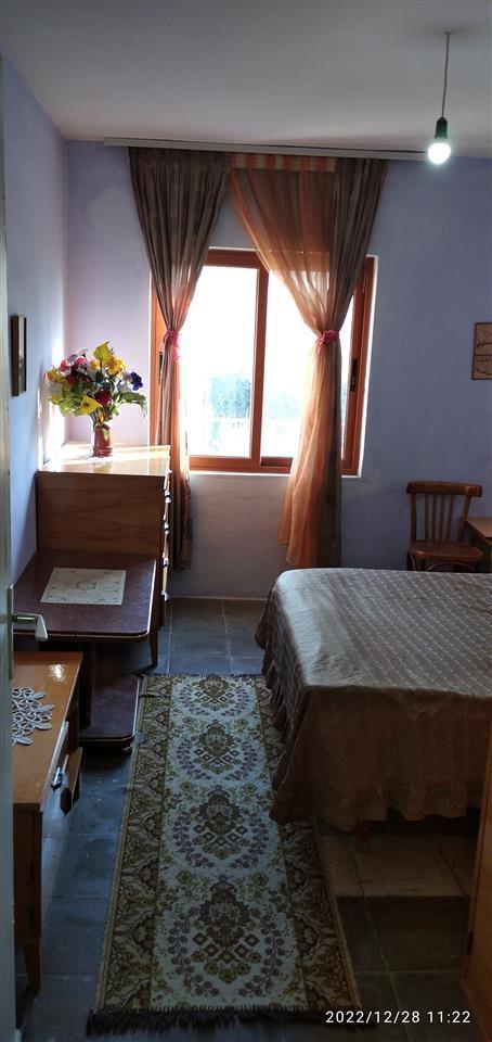 SHITET KËMBEHET 1+1 NË KUÇOVË