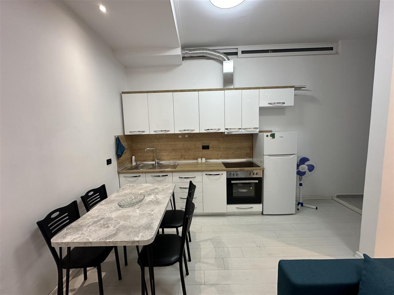 Studio Apartament 42m2 58000€ sa kalon Restorant Freskun