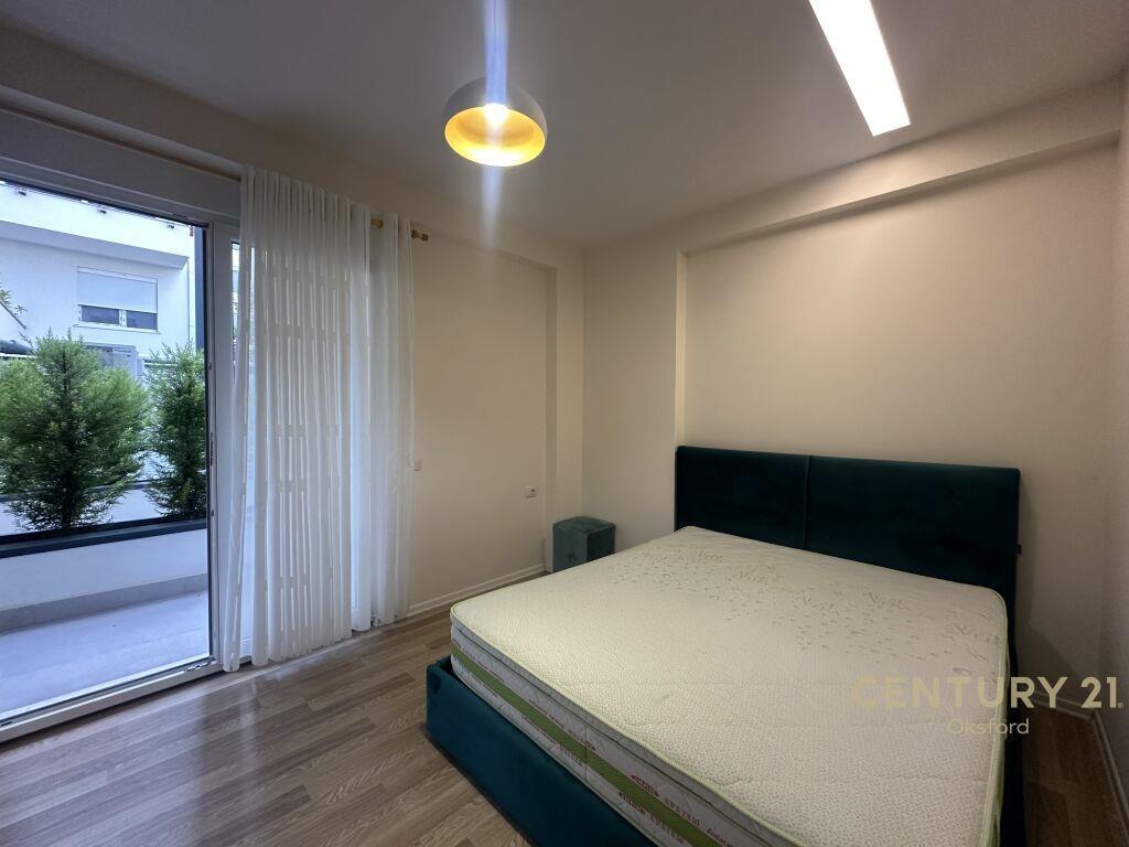 Shitet Apartament 1+1 Liqeni i Thatë 130 000 €