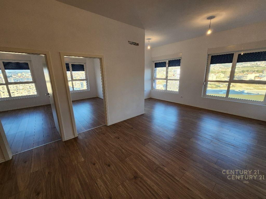 APARTAMENT 2+1+1 ME QIRA PER ZYRE OSE BANIM NE ALI DEM !