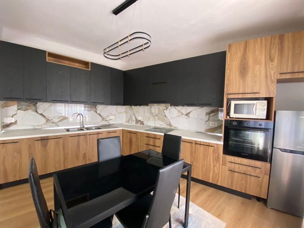 JEPET ME QIRA APARTAMENT 2 + 1 TEK OXHAKU !