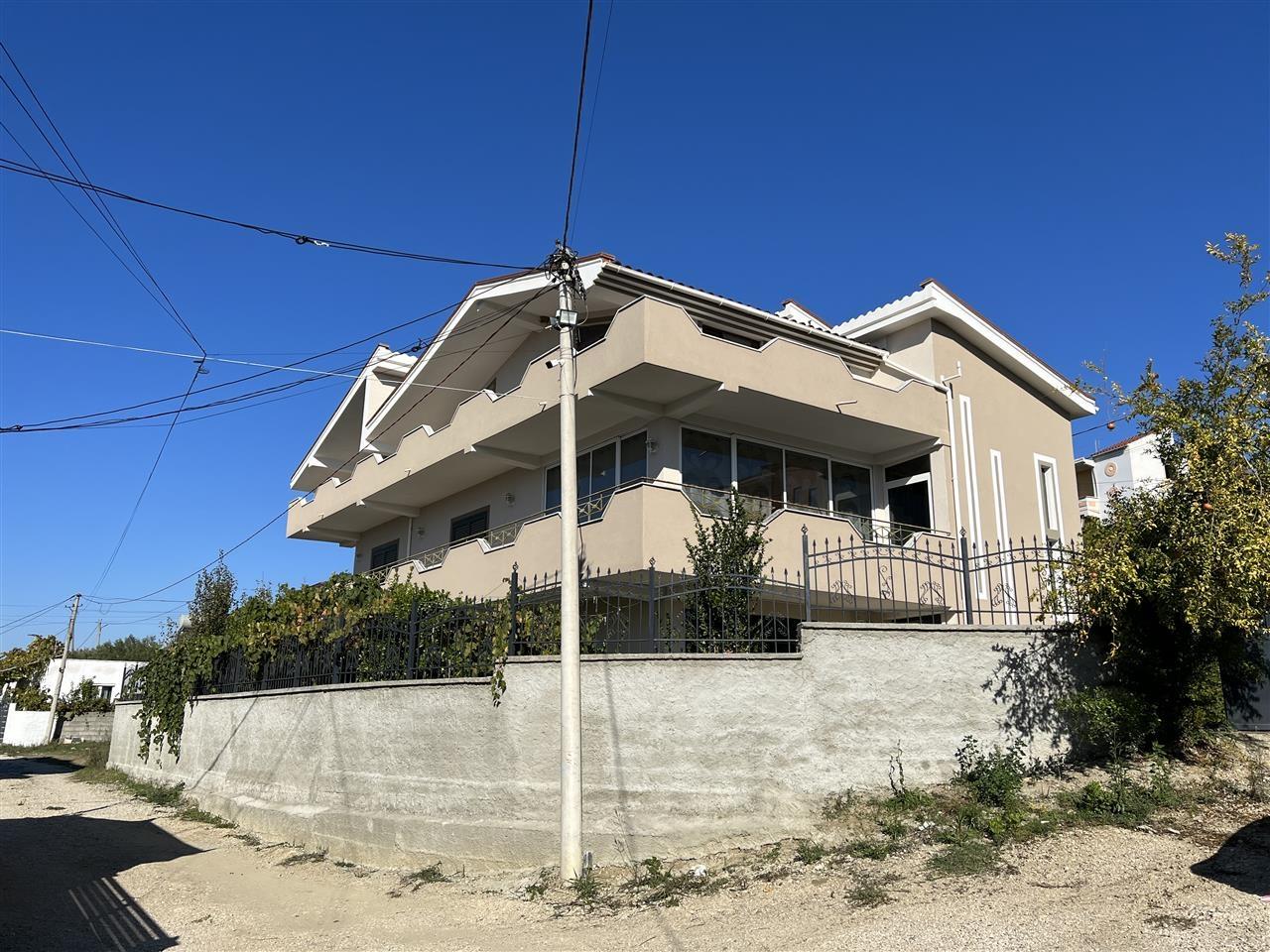 Vile 3 Katshe 700 m² Durres (Me Certifikat)