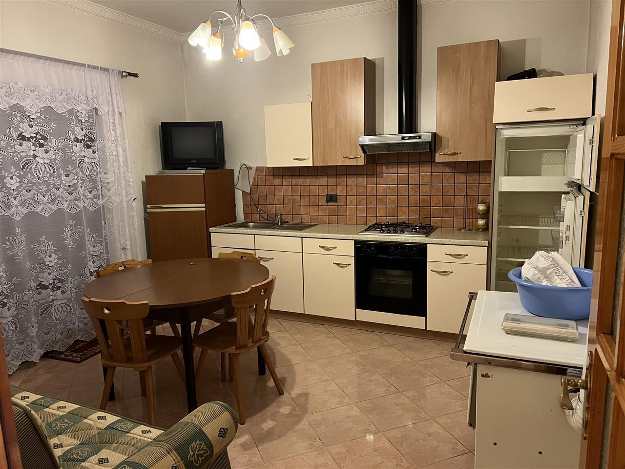 Vile 3 Katshe 700 m² Durres (Me Certifikat)