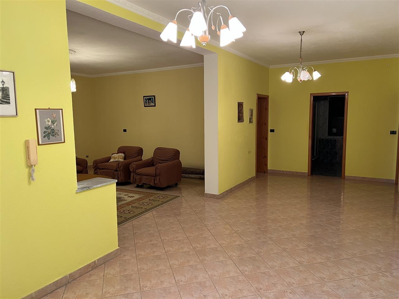 Vile 3 Katshe 700 m² Durres (Me Certifikat)