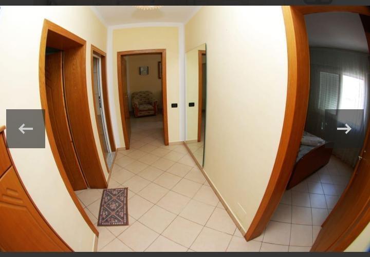 Dhoma plazhi 1+1 & 2+1 , 2 min larg plazhit