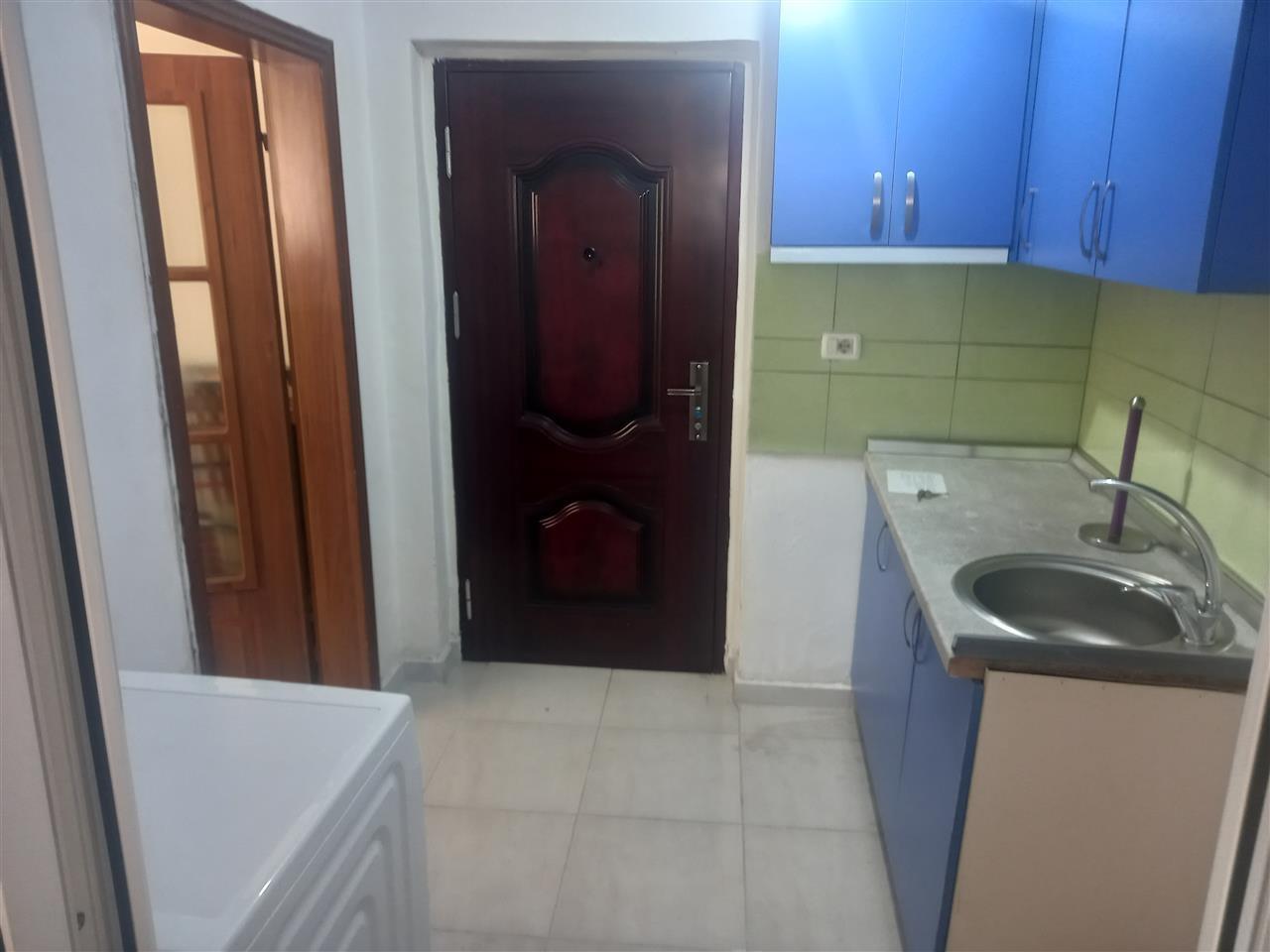 Gazonjere tirane 29 m rruga myslym keta kati pare