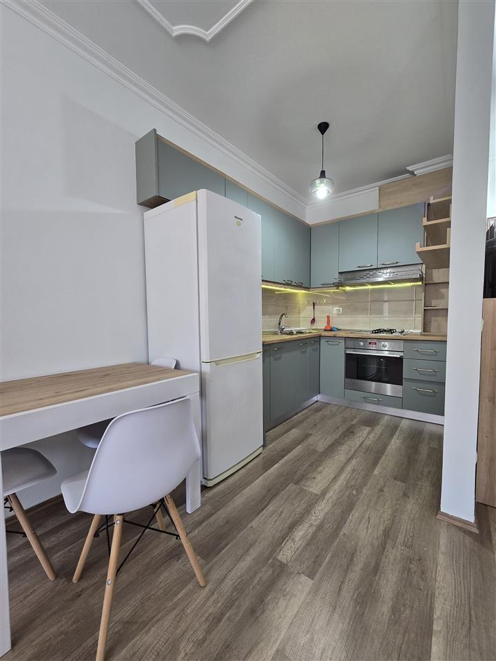 Apartament 2+1 për Qira në Ish Rajoni I Policisë, Durrës !