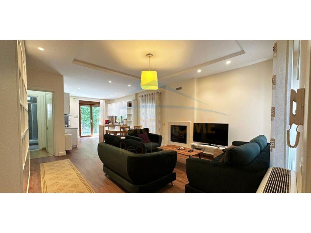 Qera, Vile 3-kateshe, Teg, Tirane.