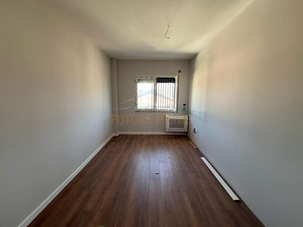 Shitet, Apartament 2+1+2, Kodra e Diellit