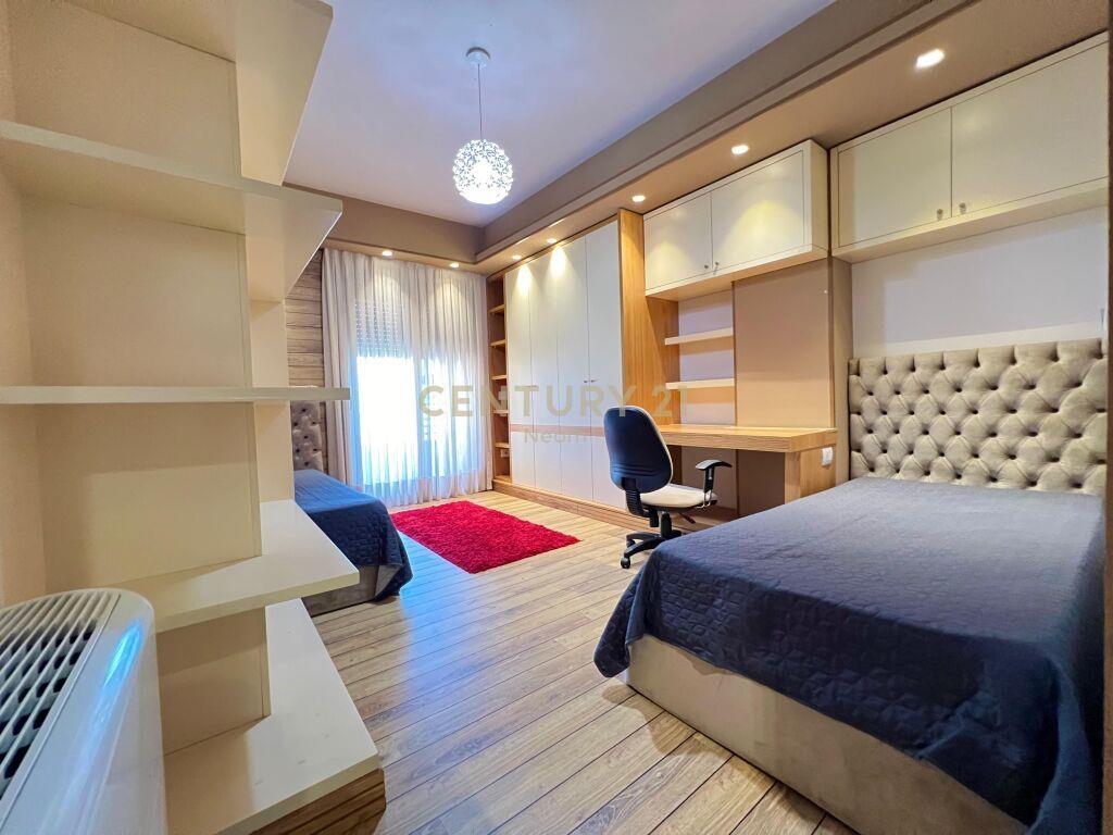 APARTAMENT LUKSOZ 2+1+2 me POST PARKIMI ‼️