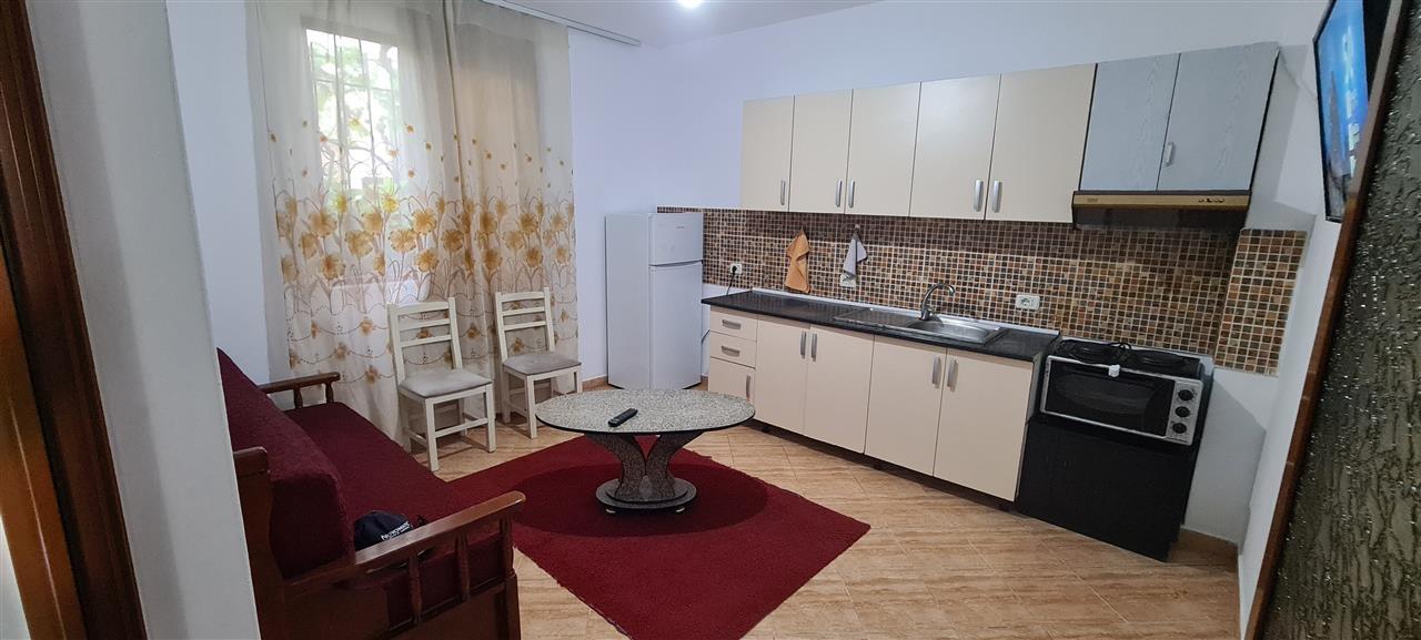 Jepet me qera 1+1 kati i pare, 270 lek, i diskutueshem