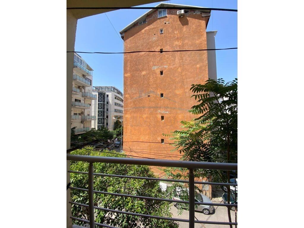 Qera, Apartament 2+1, Prokuroria, Tiranë