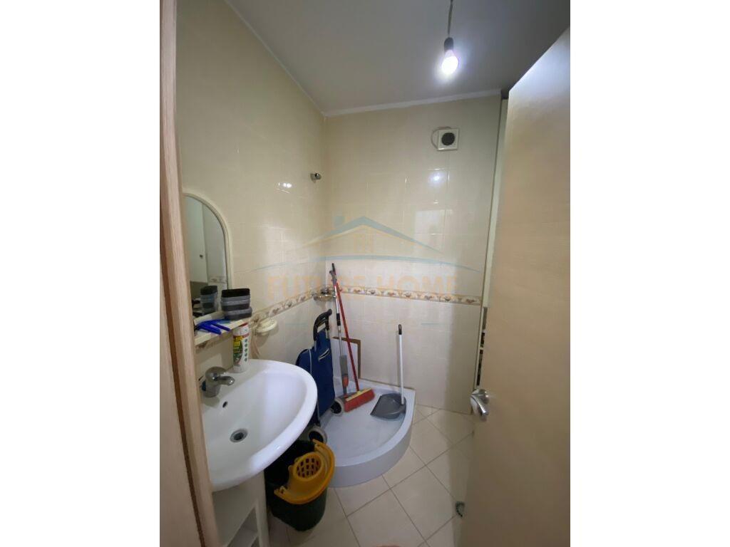 Qera, Apartament 2+1, Prokuroria, Tiranë