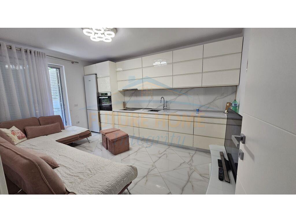 Qera, Apartament 2+1, Rruga Ferit Xhajko, Tiranë.