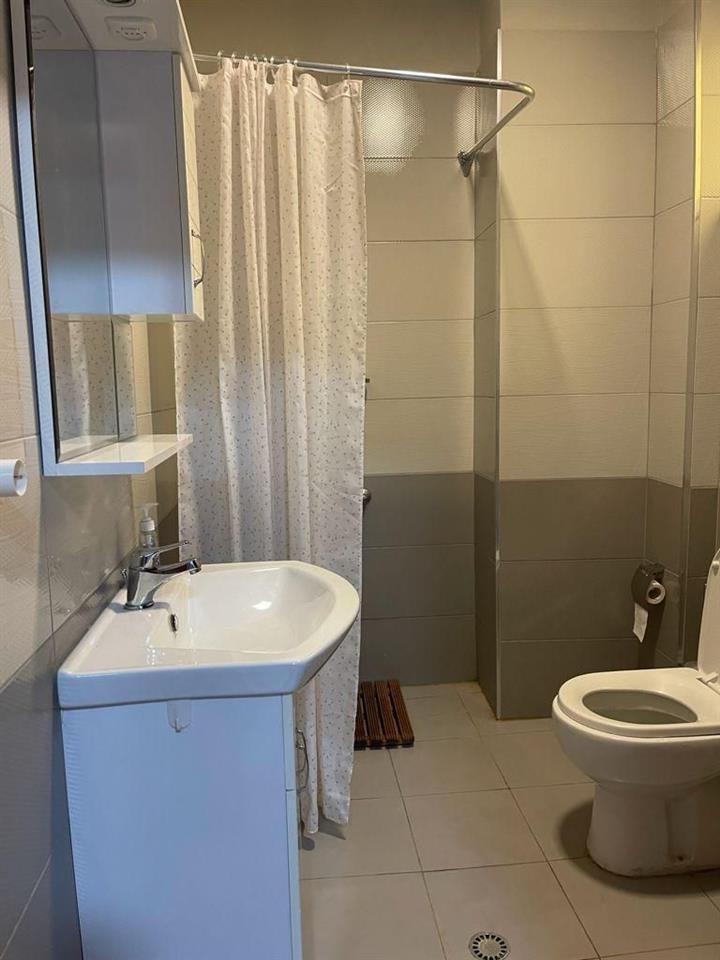 Qera, Apartament 2+1+2, Rruga e Bogdaneve, 85.000leke