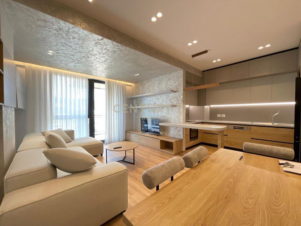 Qira | Apartament 2+1+Post Parkimi | Rruga e Kosovarëve