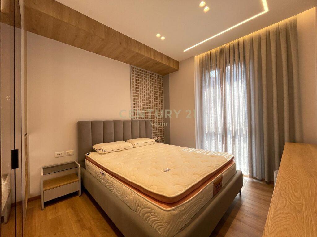 Qira | Apartament 2+1+Post Parkimi | Rruga e Kosovarëve