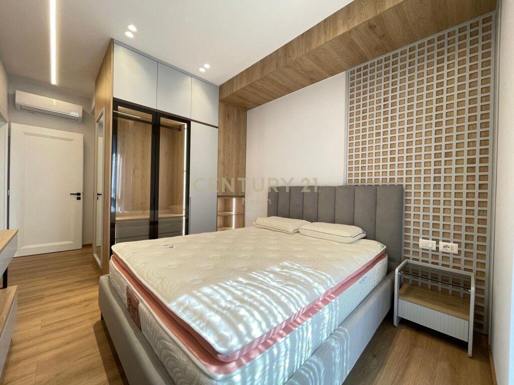 Qira | Apartament 2+1+Post Parkimi | Rruga e Kosovarëve